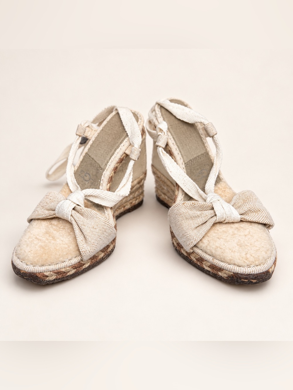 UGG Amelie Lace-Up Shearling Espadrille Wedges Cream Women's Size 9